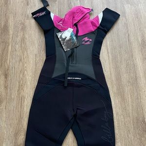 COPY - NWT BILLABONG WETSUIT